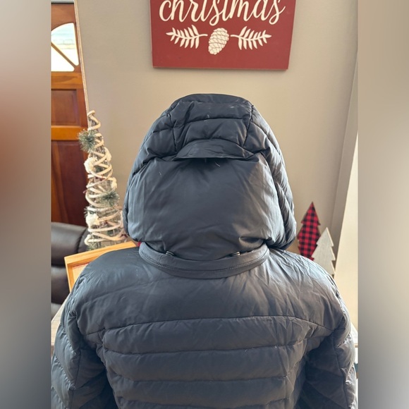 LuluLemon Brave The Cold Jacket- Deep Indigo - Picture 9 of 15